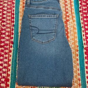 American Eagle Mom Jeans